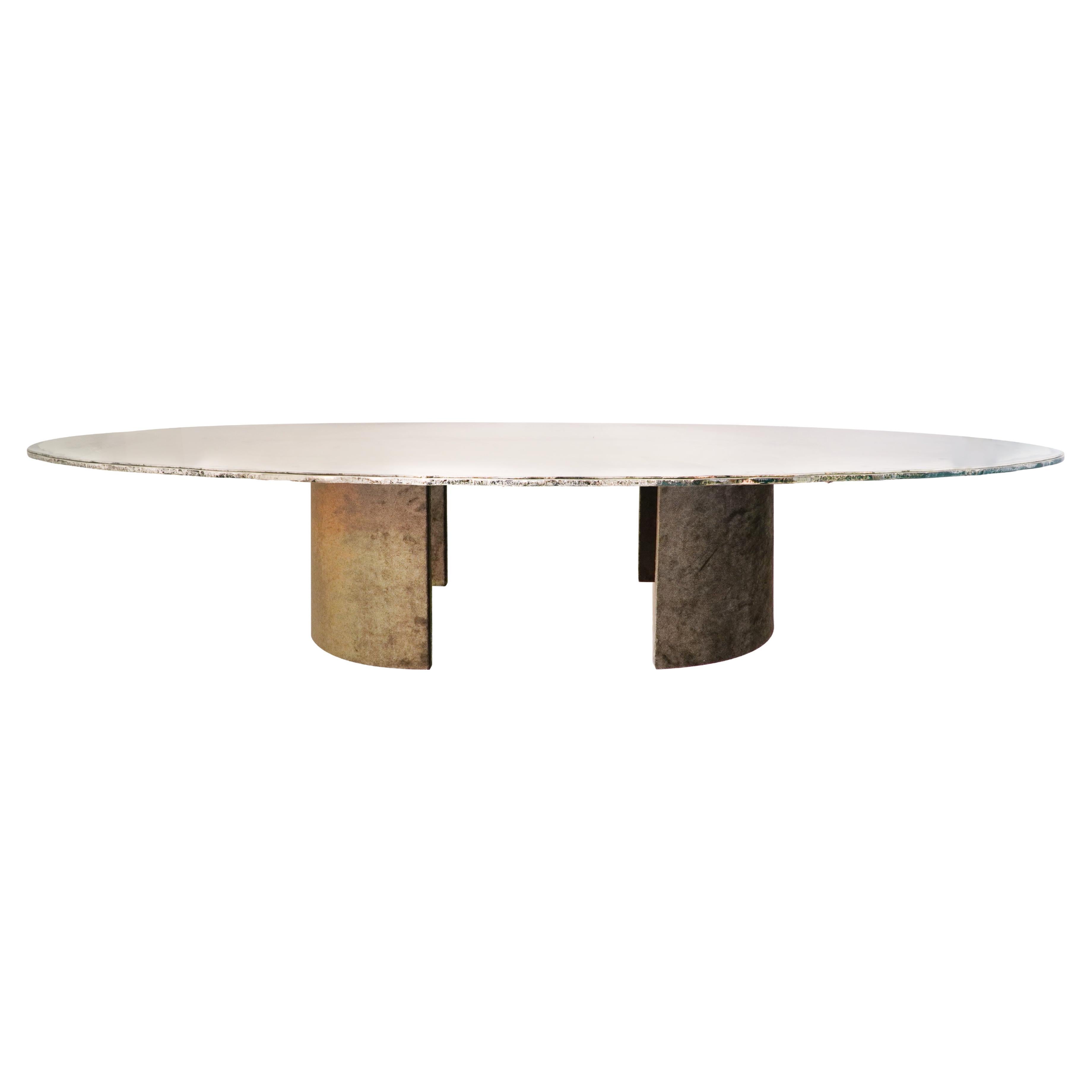 Table de salle à manger contemporaine pierre précieuse 280, plateau en verre argenté, paire de pieds en velours en vente