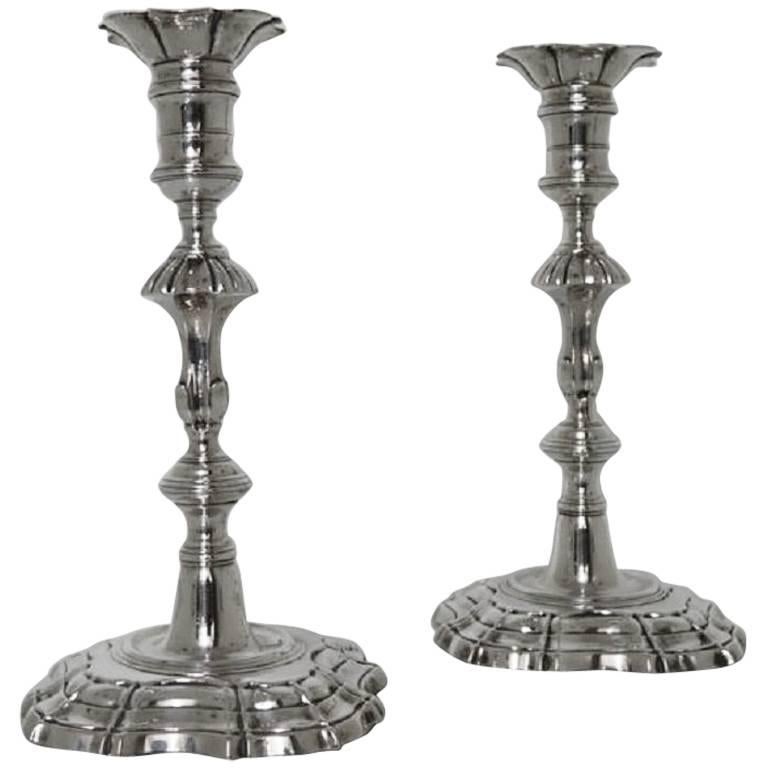 Sterling Silver George II Antique Pair of Candlesticks London 1754 John Quantock For Sale
