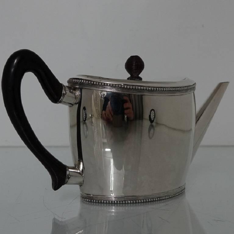 19th Century Antique Silver Teapot on Stand, Amsterdam, 1805 Willem Diemont For Sale