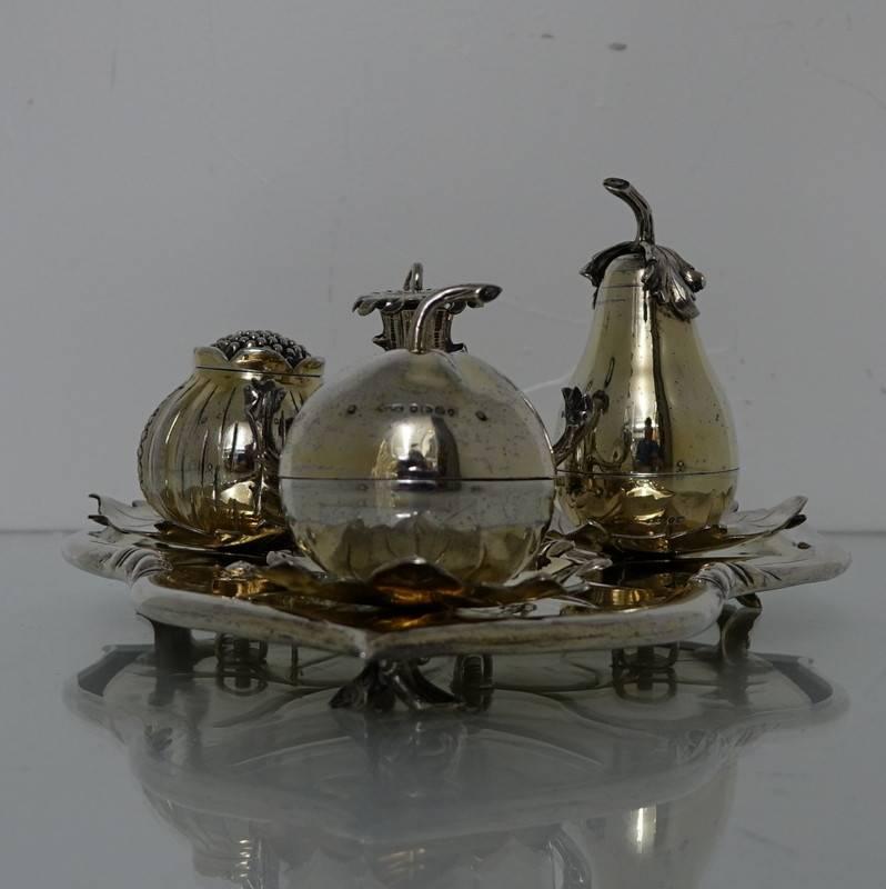 19th Century Sterling Silver Gilt Victorian Inkstand London 1847 Robert Hennell For Sale