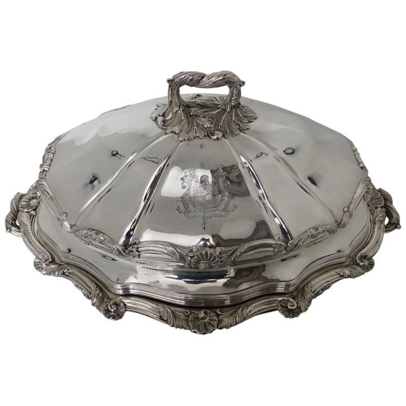 Old Sheffield Plate Meat Dish and Cover, circa 1830, Matthew Boulton For Sale