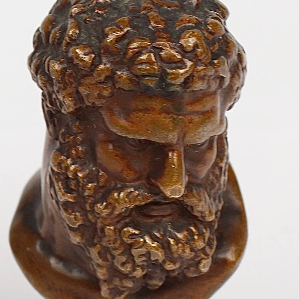 An antique bronze wax seal with the bust of hercules. 

Marked on the reverse for F. Barbedienne. 

Height: circa 3 in.

Items purchased from David Sterner antiques must delight you. Purchases may be returned for any reason for a period of 7