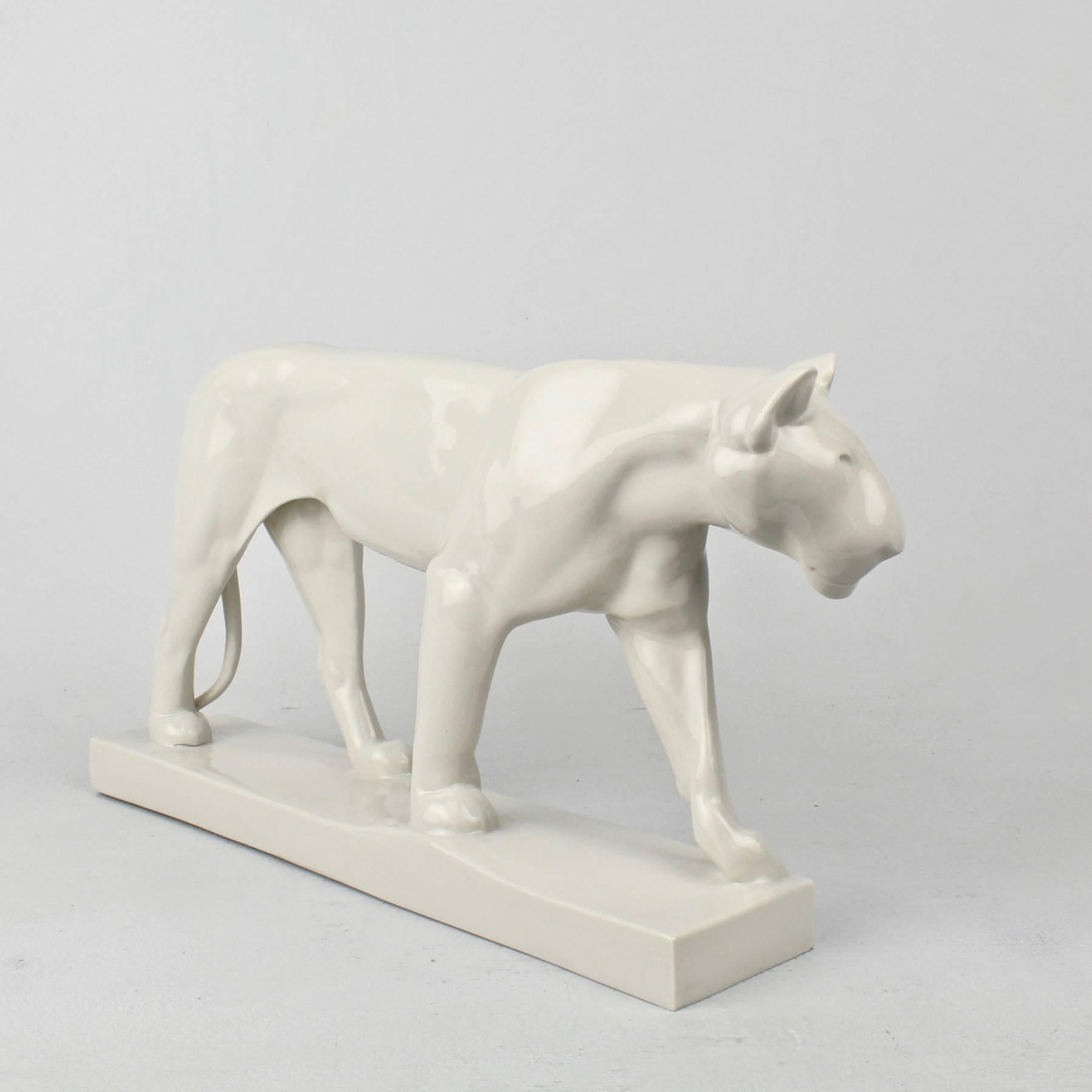 Jugendstil White Porcelain Lion Figurine by Gerhard Marcks for Schwarzburger In Good Condition In Philadelphia, PA