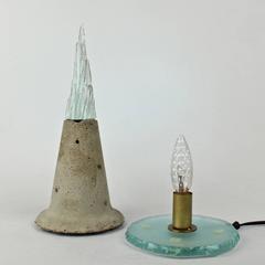 Lucie, lampe sculpturale en verre et ciment moulé de Laurent Beyne pour Deux Ailes, 1989