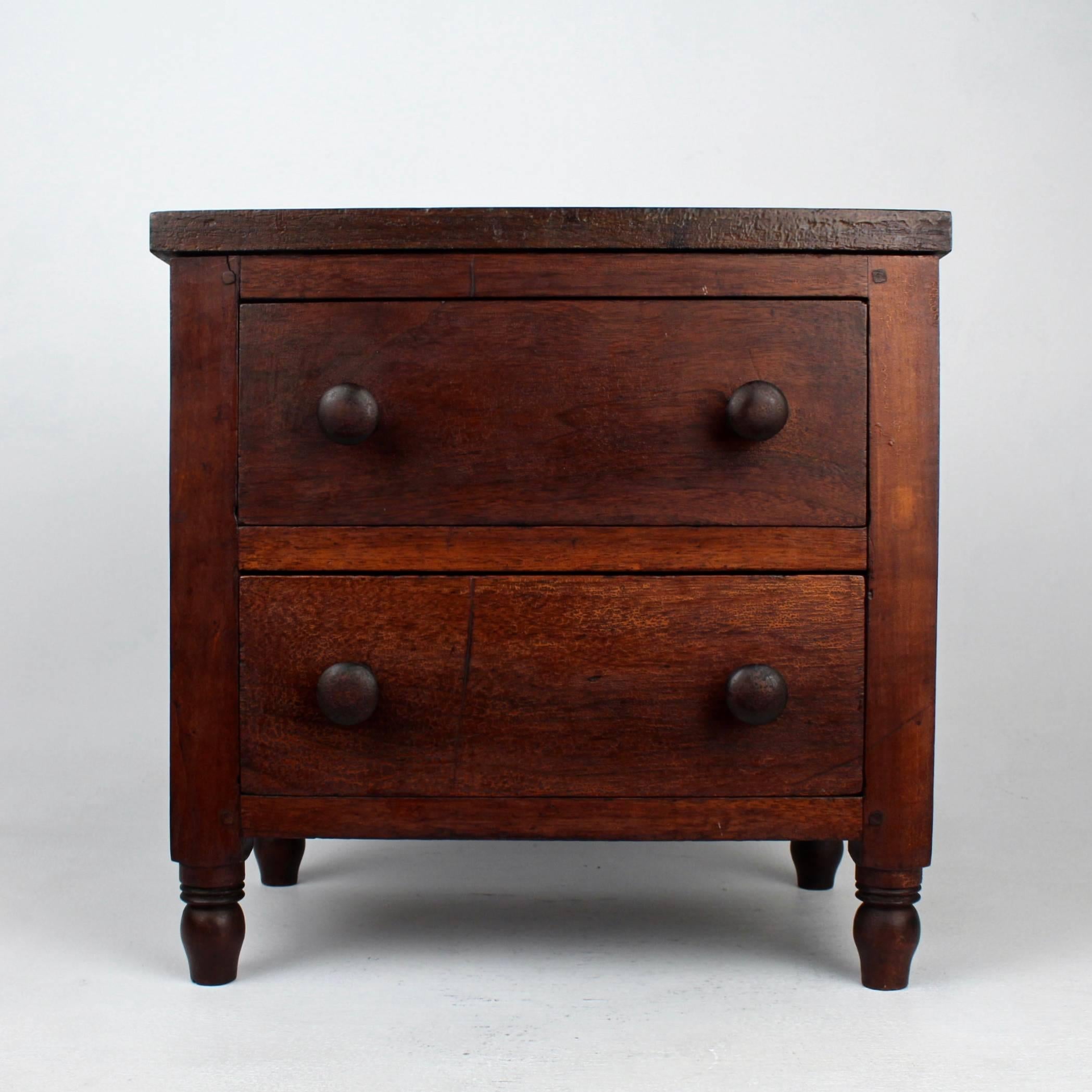 Folk Art Late 19th Century Pennsylvania Miniature Walnut & Pine Paneled Chest of Drawers For Sale