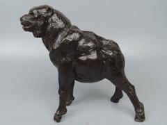 "Príncipe" escultura modernista de fantasía de perro en bronce con boceto de J. J. Kearns