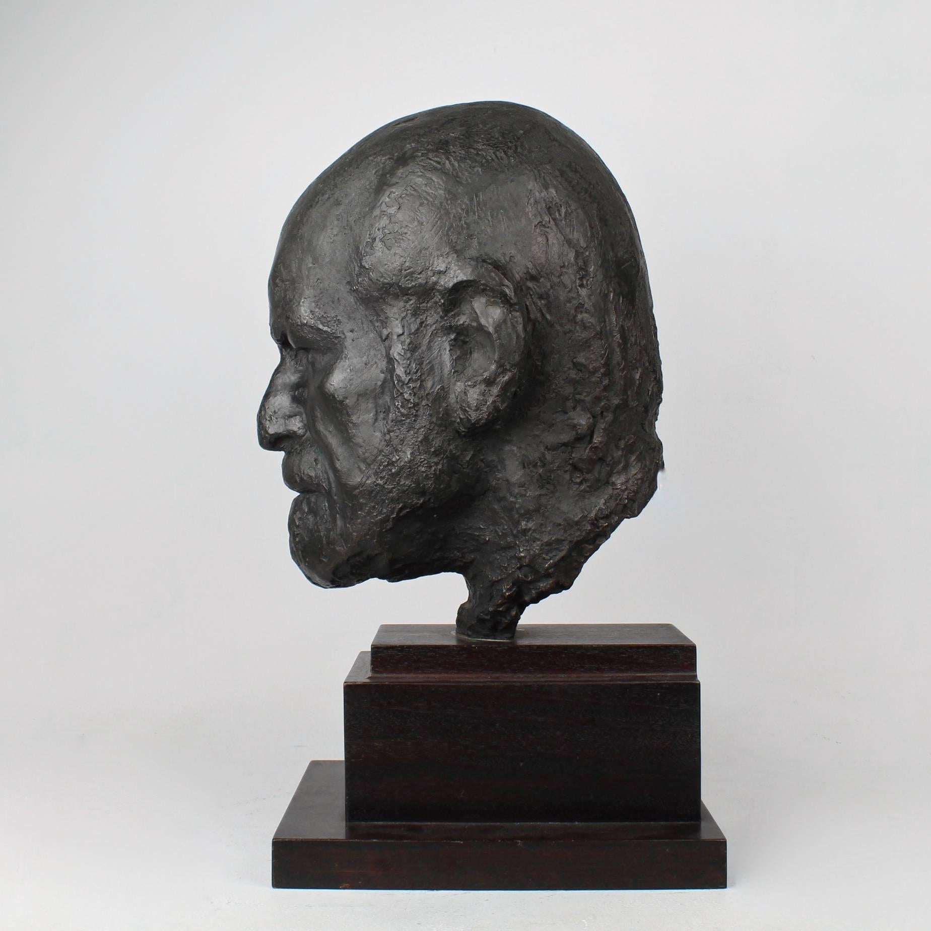 Modern Large Bronze Sculpture or Bust of Psychoanalyst Sigmund Freud by Oscar Nemon