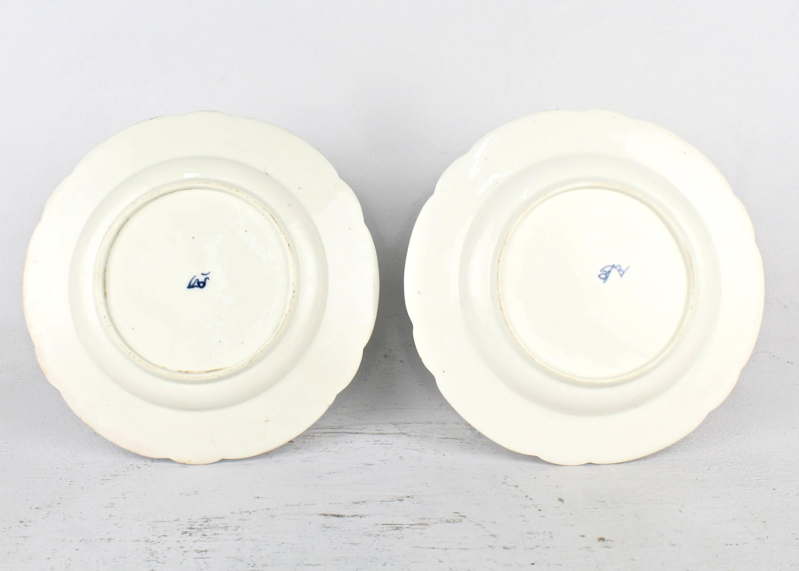 A good pair of Chantilly soft-paste porcelain plates in the 'Blue Sprig' pattern.

Each bears a blue underglaze hunting Horn mark to the reverse.

Diameter: circa 9 3/4 in.

Items purchased from David Sterner Antiques must delight you.