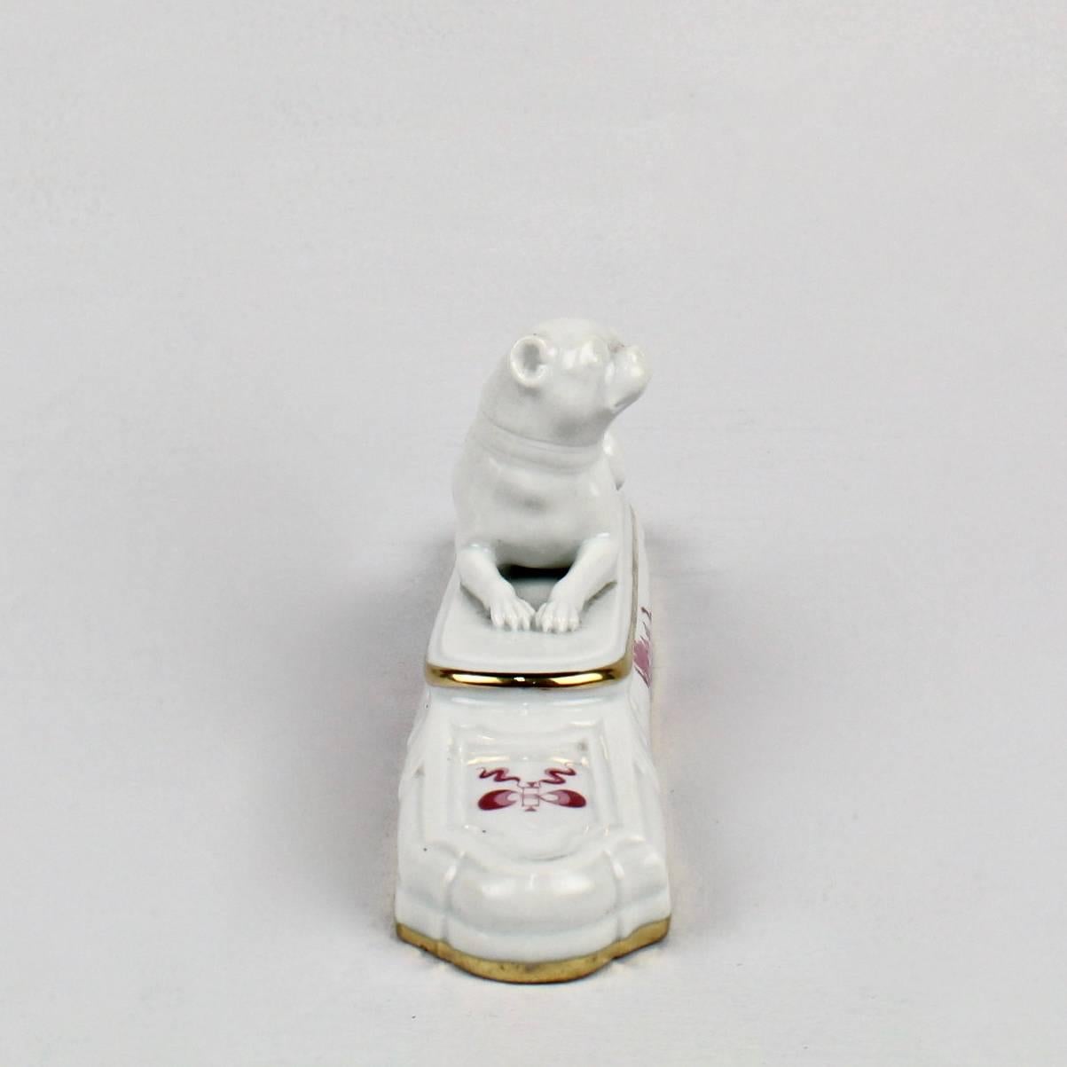 Meissen Porcelain Figural Pug Paperweight in the Pink Court Dragon Pattern In Good Condition In Philadelphia, PA