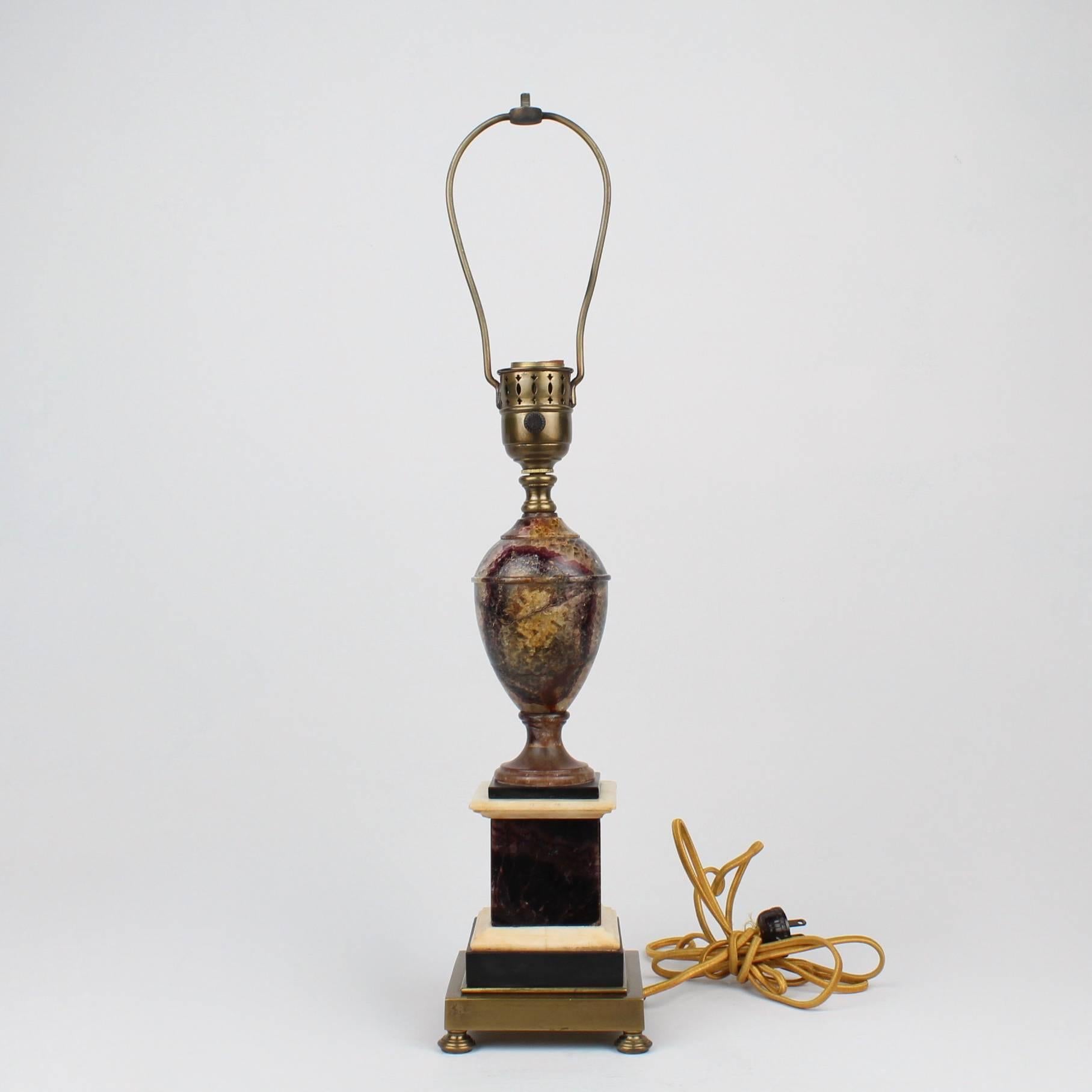Antique Regency Blue John or Derbyshire Spar Urn Mounted as a Lamp im Zustand „Gut“ in Philadelphia, PA