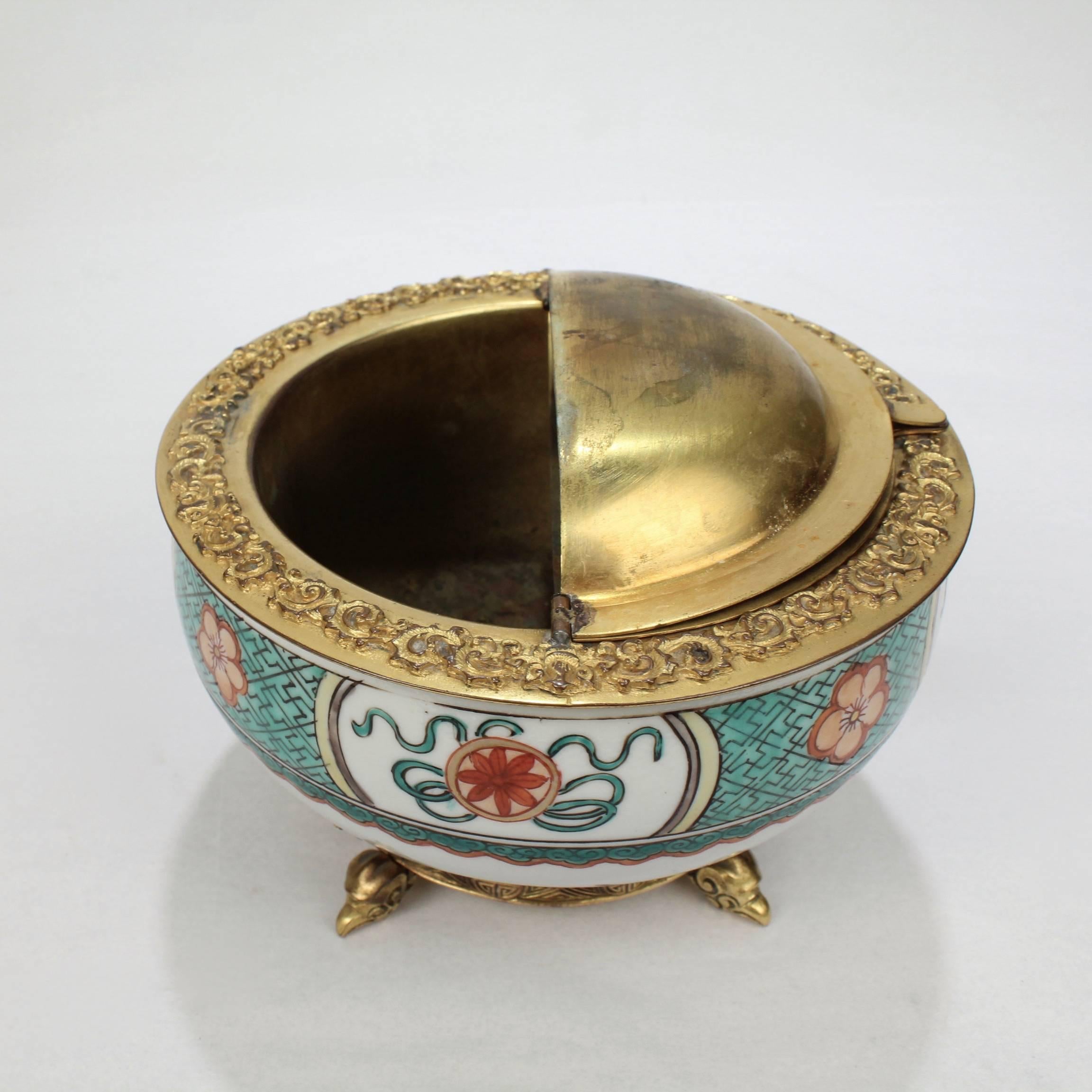 Gilded Age E F Caldwell Bronze-Mounted Chinese Export Porcelain Ashtray In Good Condition In Philadelphia, PA