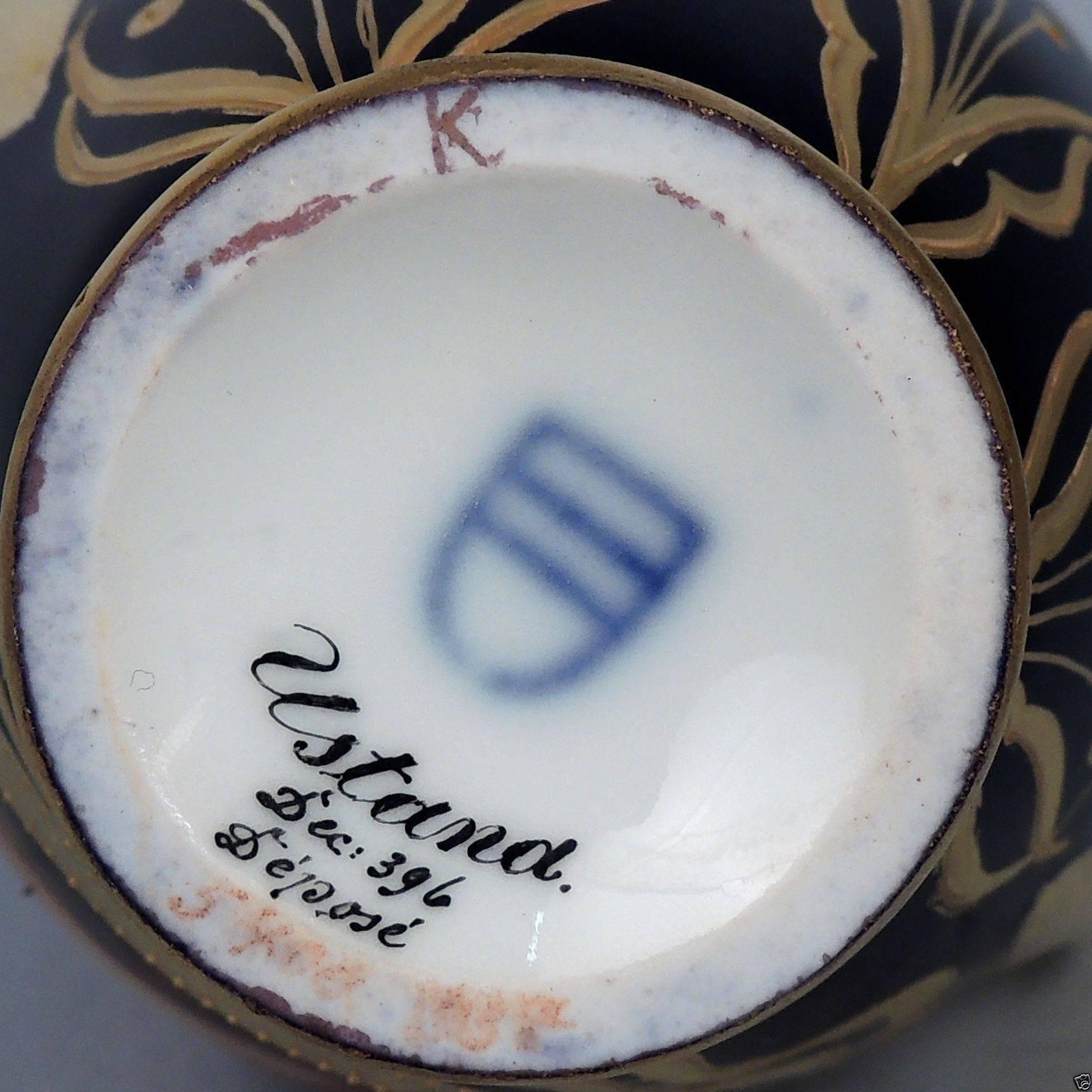 Antique Royal Vienna Porcelain Portrait or Cabinet Vase Signed Wagner In Good Condition For Sale In Philadelphia, PA