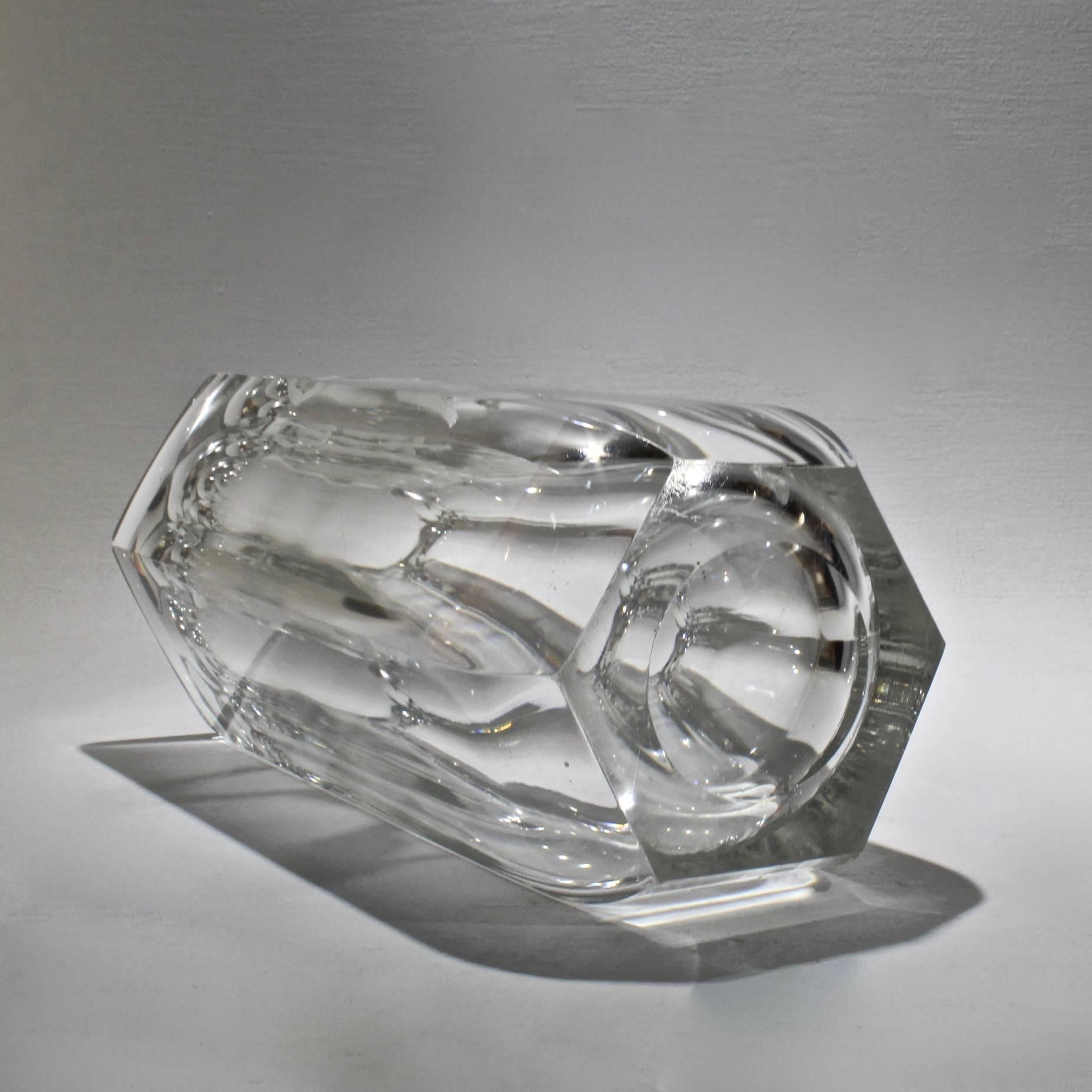 Large Faceted Art Deco Vase with Engraved Mercury by Elis Bergh for Kosta Boda In Good Condition For Sale In Philadelphia, PA