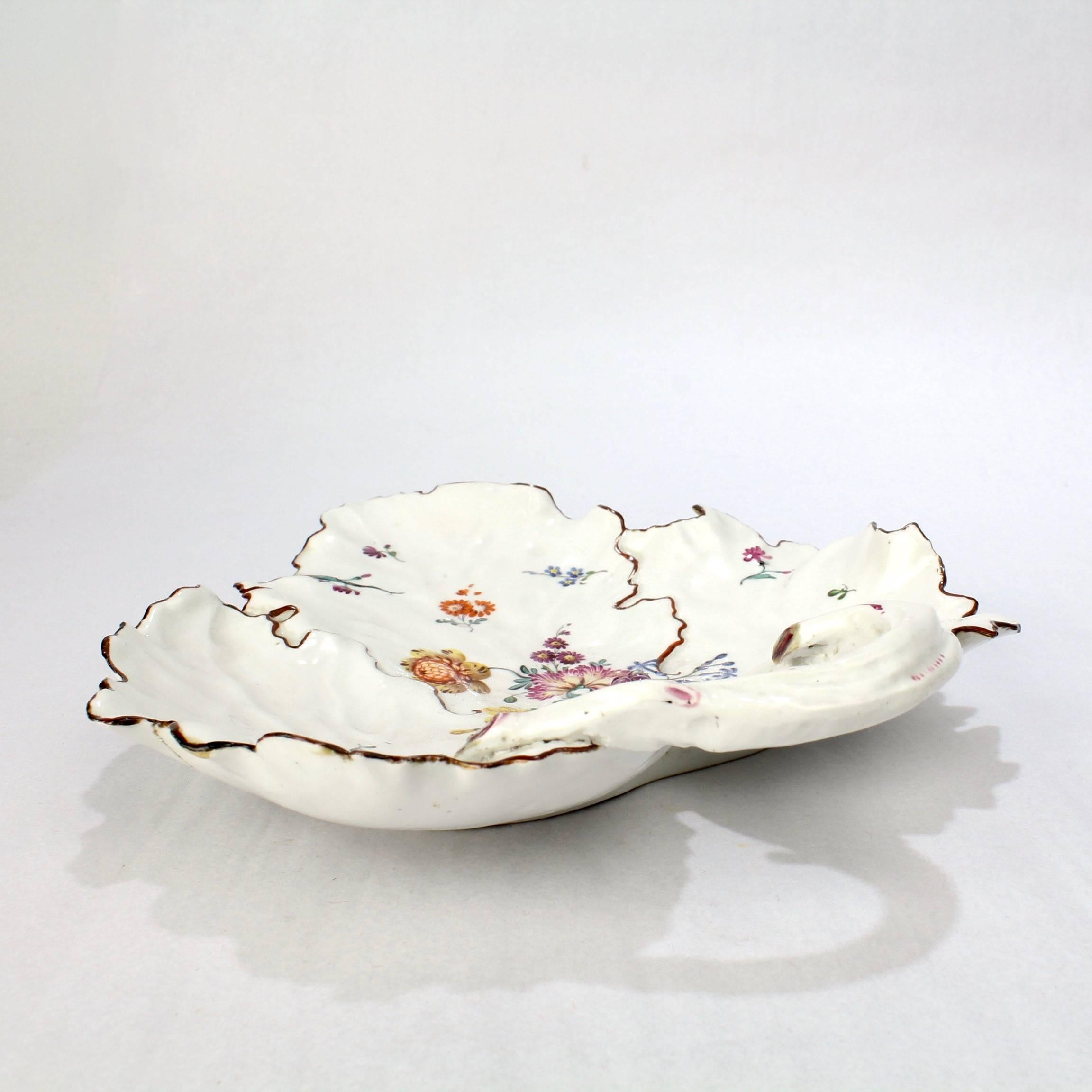 Pair of 18th Century Frankenthal Porcelain Leaf Dishes with Figural Grapes In Good Condition In Philadelphia, PA