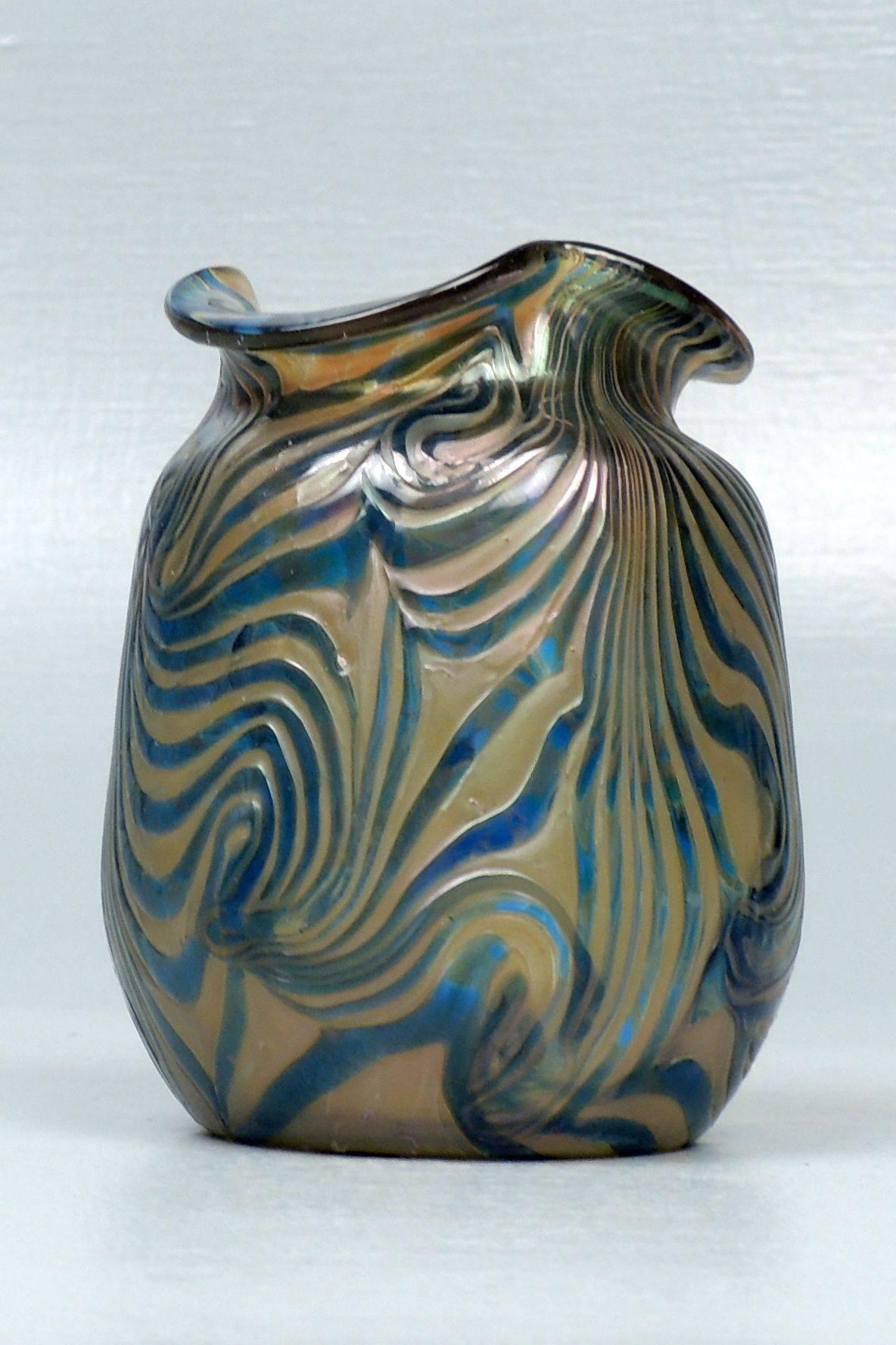 Art Nouveau Kralik Glassworks Loetz Type Blue on Gold Art Glass Vase In Good Condition In Philadelphia, PA