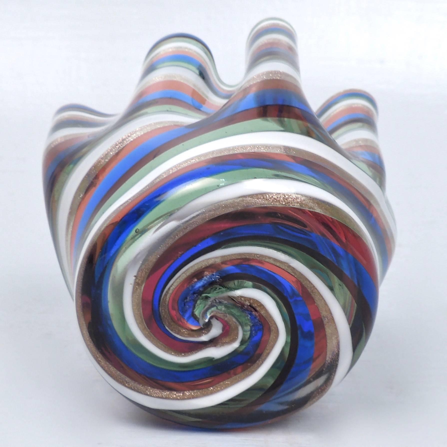XX secolo Vaso Filigrana Fazzoletto o Fazzoletto in vetro veneziano o di Murano in vendita