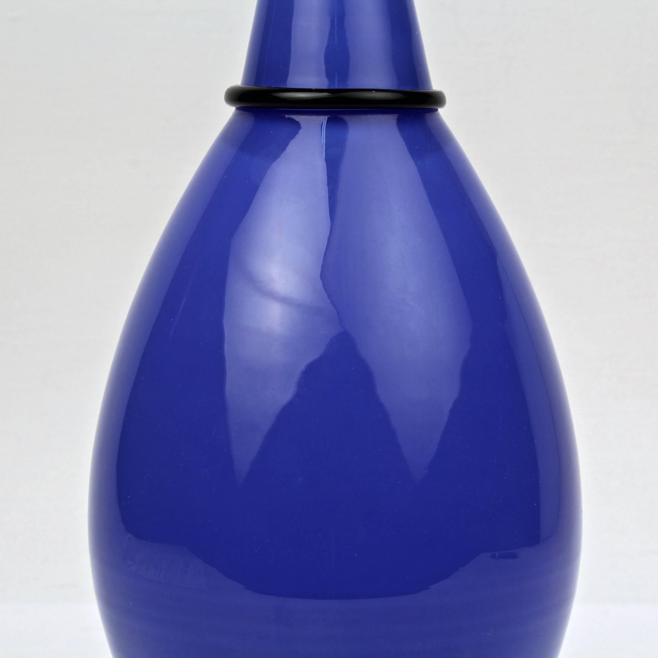 Mid-Century Modern Vase en verre de Murano bleu de Tagliapietra & Angelin pour Effetre International, 1985 en vente