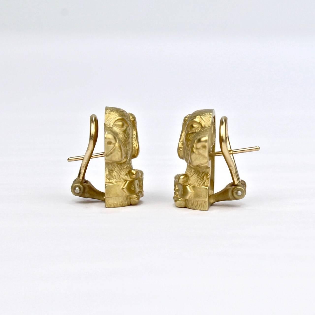 Modern Pair of Barry Kieselstein-Cord 18-Karat Gold Labrador Retriever Dog Earrings