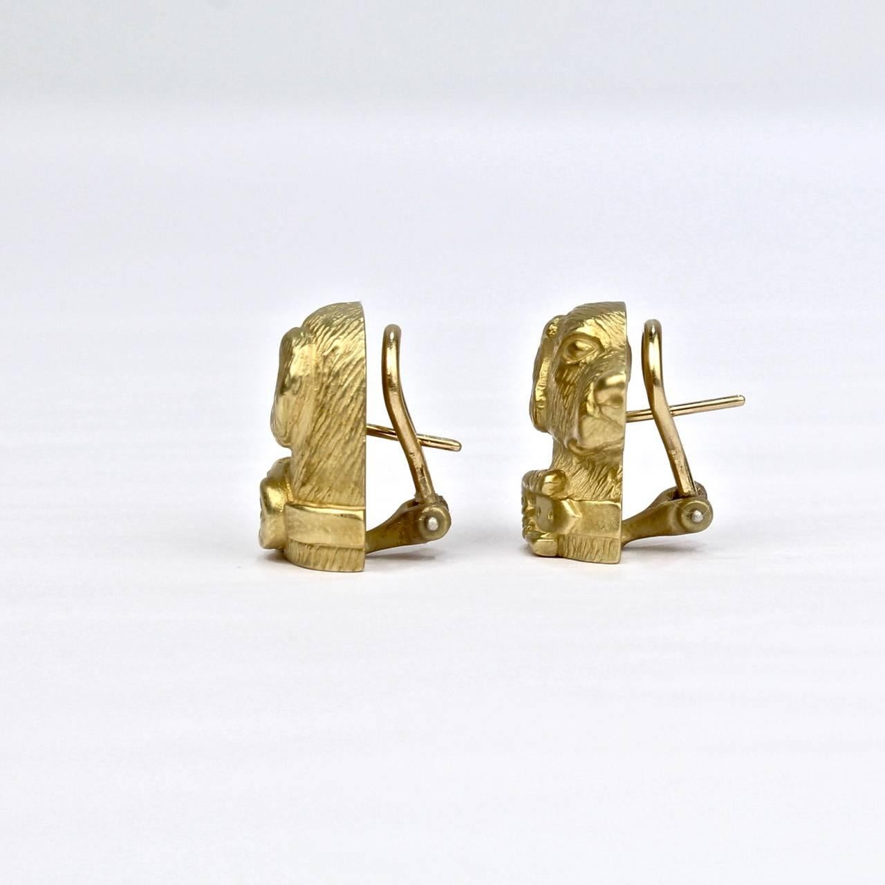 Pair of Barry Kieselstein-Cord 18-Karat Gold Labrador Retriever Dog Earrings In Good Condition In Philadelphia, PA