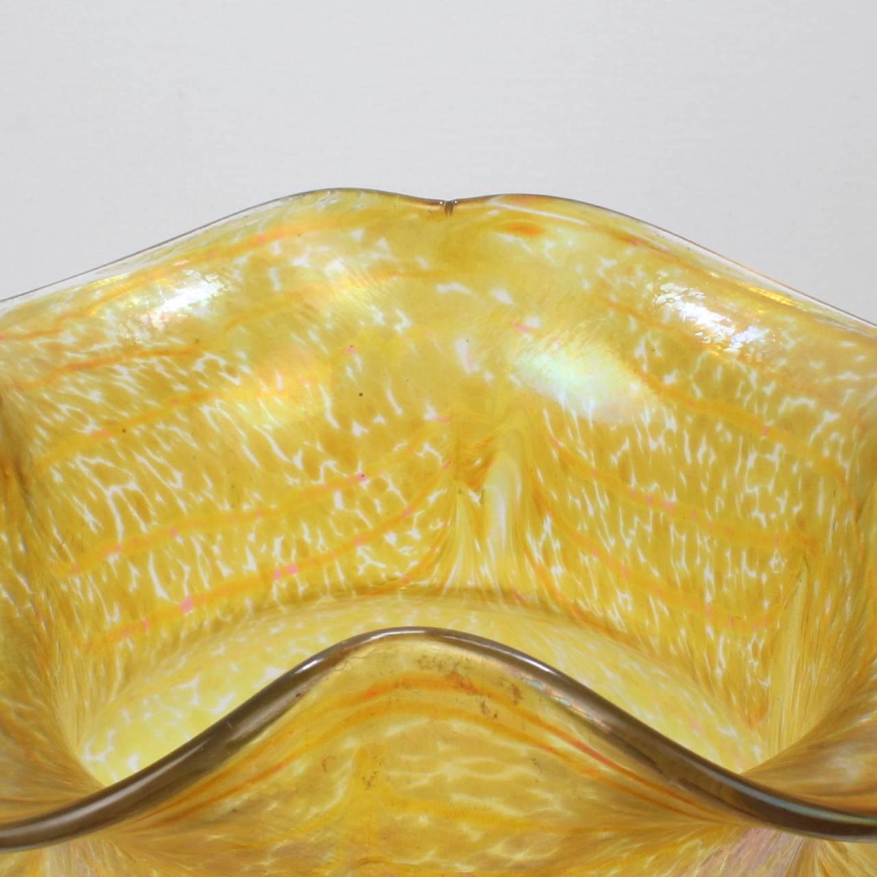 Loetz-Artglas-Vase mit wechselndem Silberband von Otto Thamm für Fritz Heckert im Angebot 2