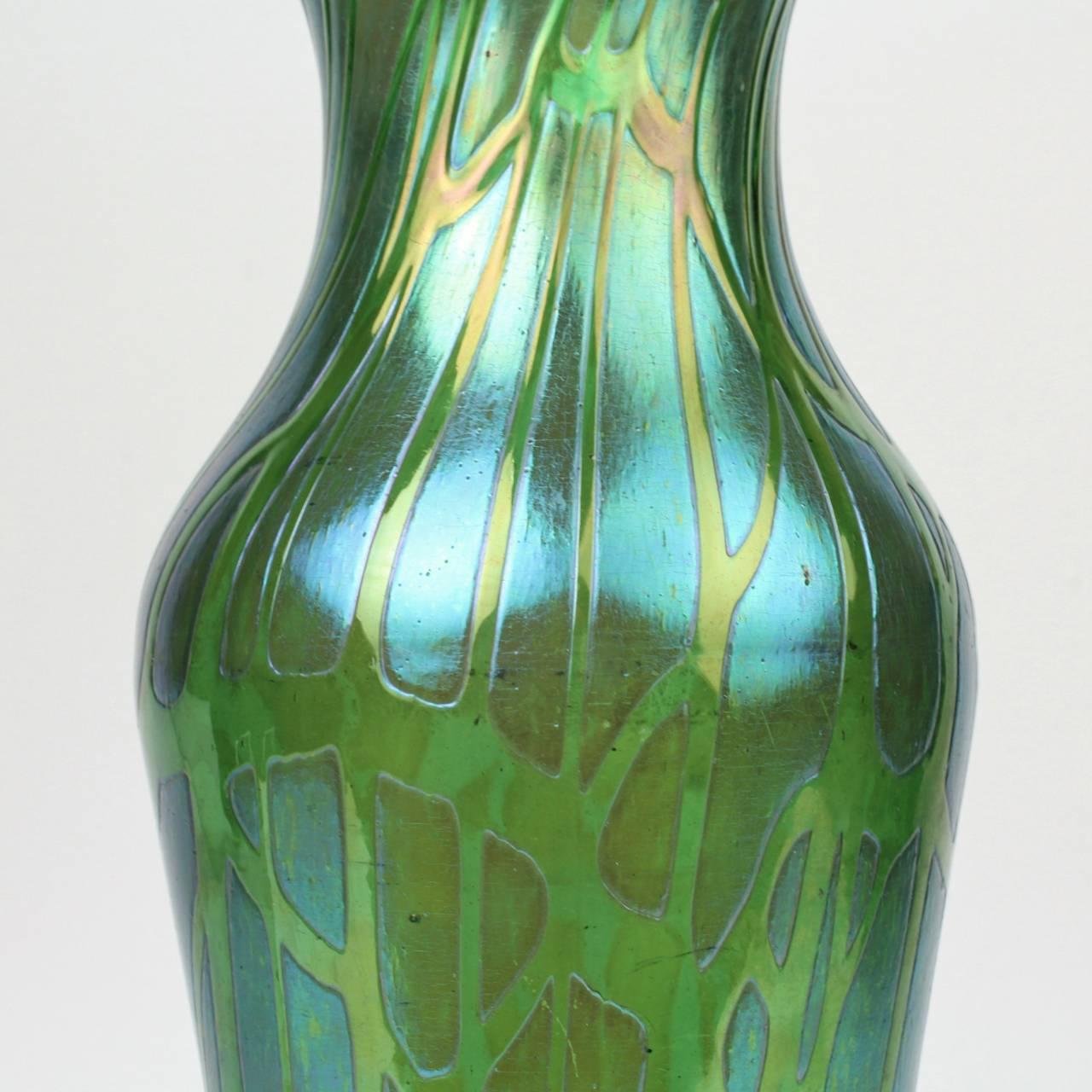 Large Antique Art Nouveau Period Loetz Green Crete Pampas Pattern Art Glass Vase 1