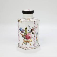 18th Century English South Staffordshire or Battersea Enamel Green Tea Caddy