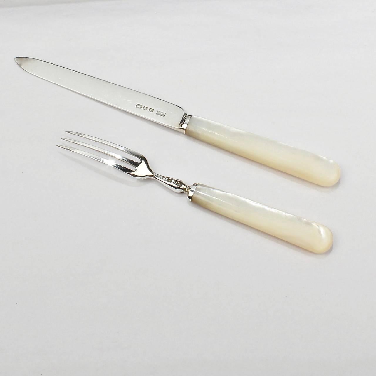 Antique Mappin & Webb Sterling Silver and Mother-of-pearl Fruit or Dessert Set In Good Condition In Philadelphia, PA