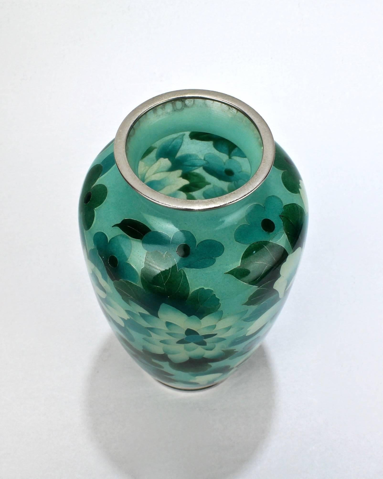 Japanese Green Plique-à-jour Enamel or Cloisonne Vase In Good Condition In Philadelphia, PA