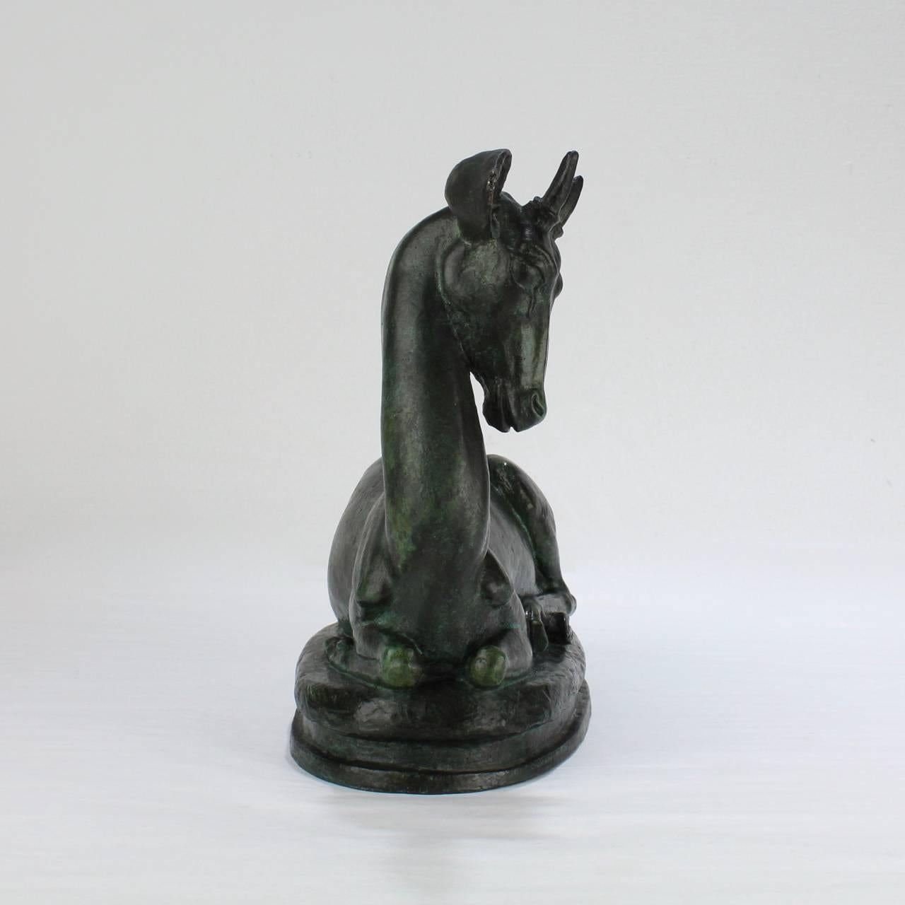 American Modernist Roman Bronze Works Skulptur einer Gazelle von Walter Rotan (Art déco) im Angebot