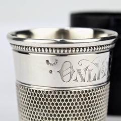 Art-Déco-Cocktailmaß oder Shot-Glas, Sterlingsilber, nur ein stumpfes, volles Cocktailglas