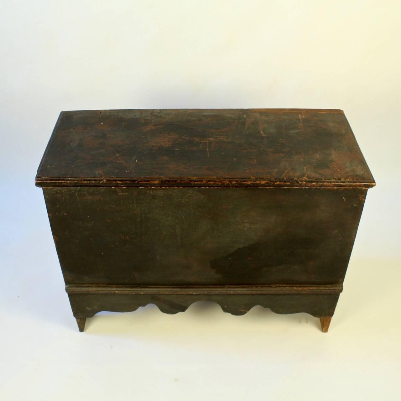 18th Century Antique 18th/Early 19th Century New England Six Board Painted Pine Blanket Chest