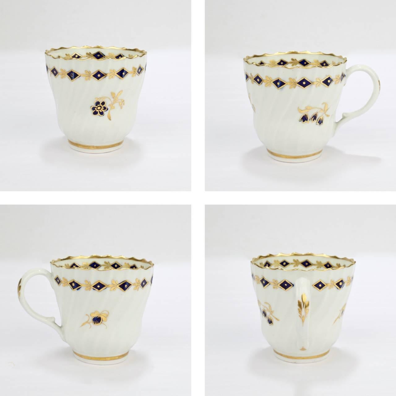 George III Set of Six 18th Century Flight Worcester Porcelain Tea Cups and Saucers For Sale