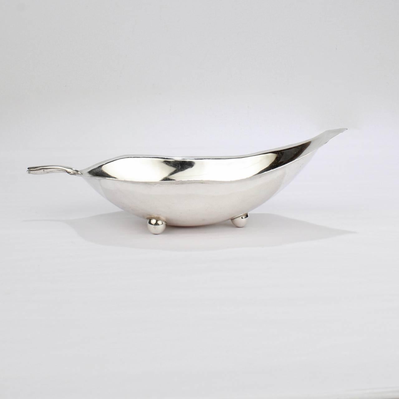 American Alfredo Sciarrotta Modernist Mid-Century Sterling Silver Leaf Bowl