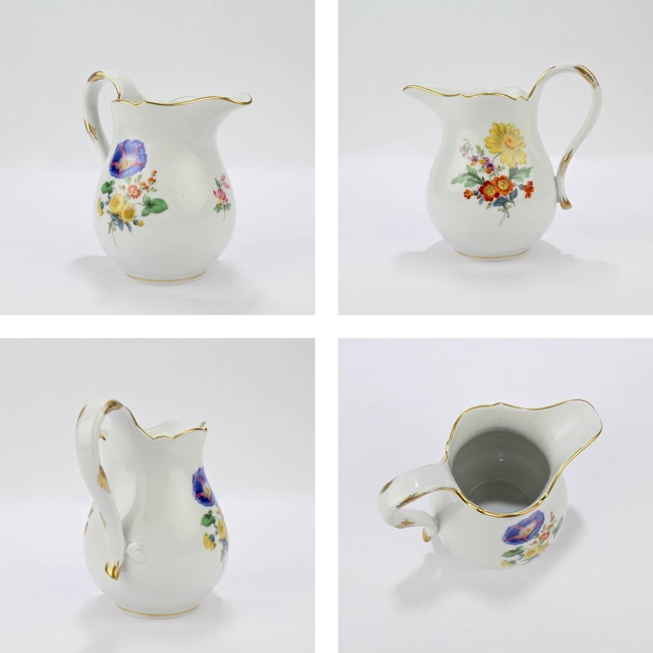 Meissen Porcelain Tea Set with 'Deutsche Blumen' Flower Decoration, 20th Century In Excellent Condition In Philadelphia, PA