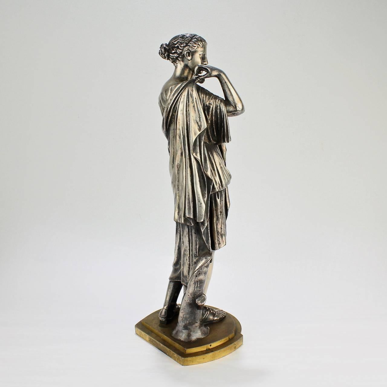 Français Sculpture Grand Tour en bronze de Diane de Gabies Argenté par Gautier & Albinet en vente