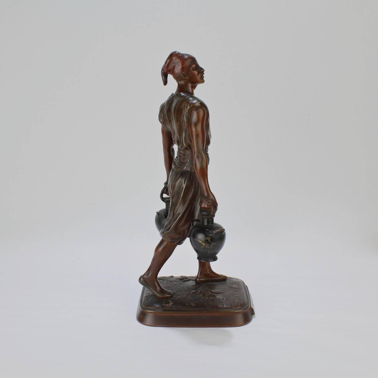 XIXe siècle Sculpture de porteur d'eau Tunisien en bronze orientaliste française de Jean-Didier Debut en vente
