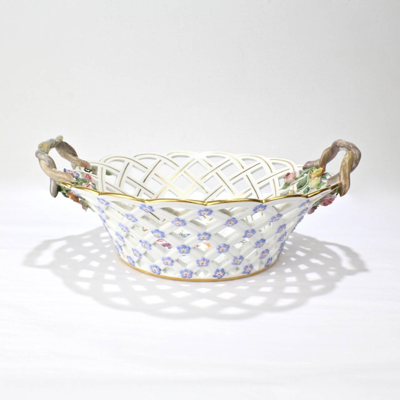 Antique 19th Century Meissen Porcelain Reticulated Fruit Basket with Flowers In Good Condition In Philadelphia, PA