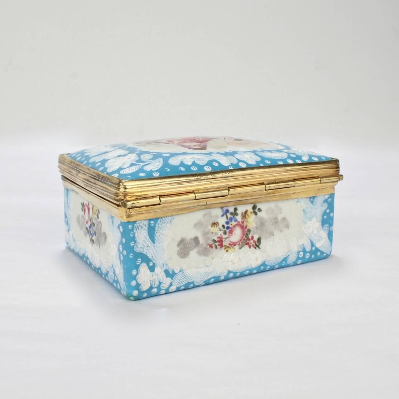 Antique English Battersea Bilston Table Snuff Box with Cherubs, Lady and a Dog In Good Condition In Philadelphia, PA