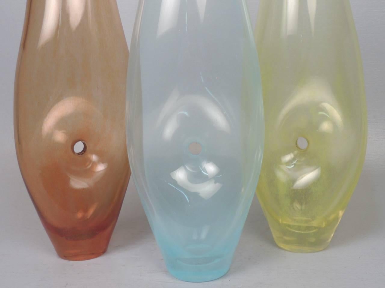Modernistische Vasen aus „Forato“-Kunstglas von Jacqueline Terpins im Angebot 1