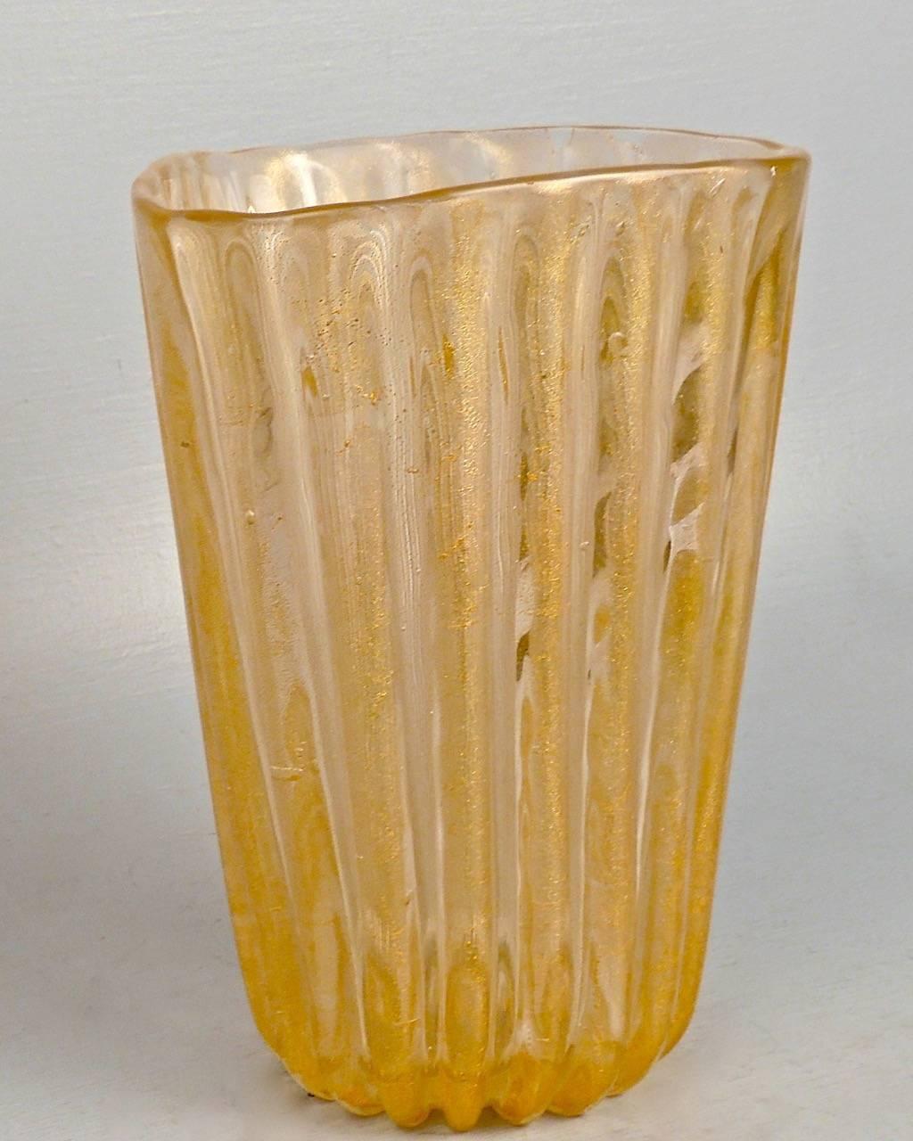 Italian Large Archimede Seguso Ribbed Murano Glass Vase with Gold Foil