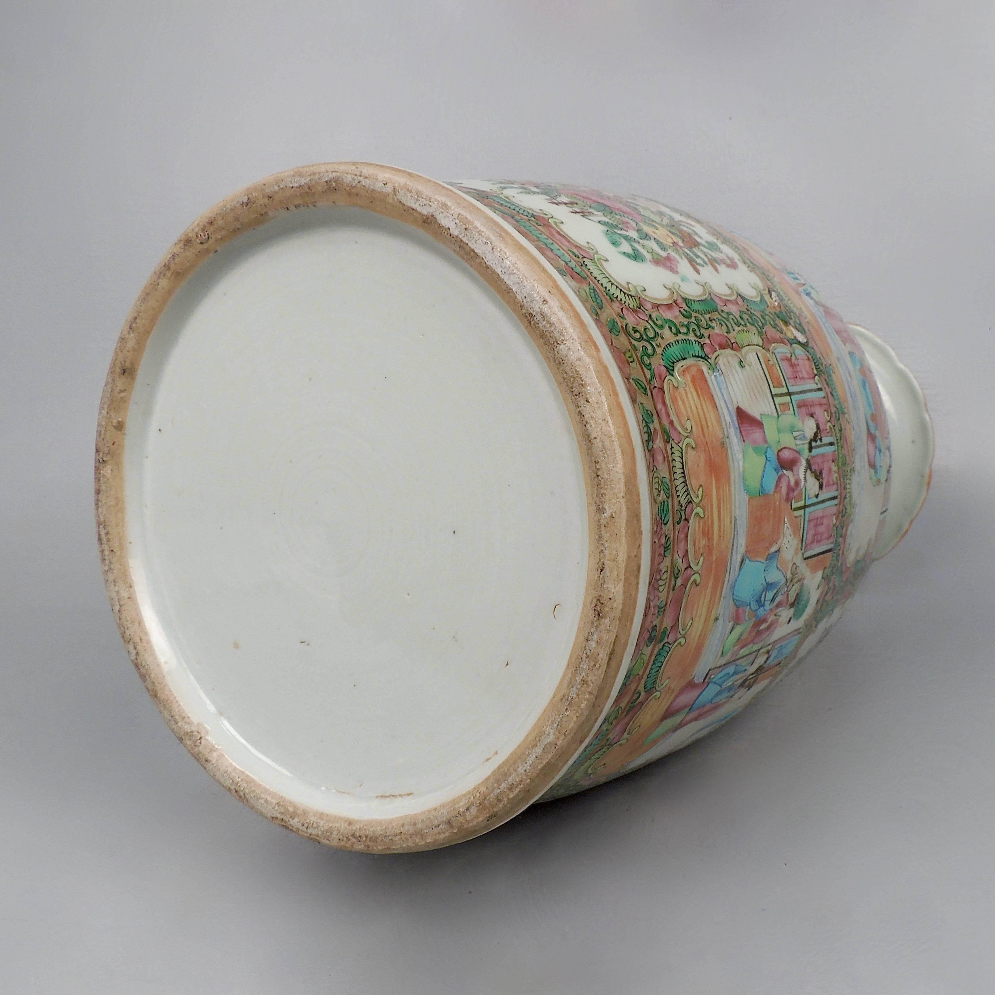 Large 19th Century Chinese Rose Medallion Pattern Porcelain Vase In Good Condition In Philadelphia, PA