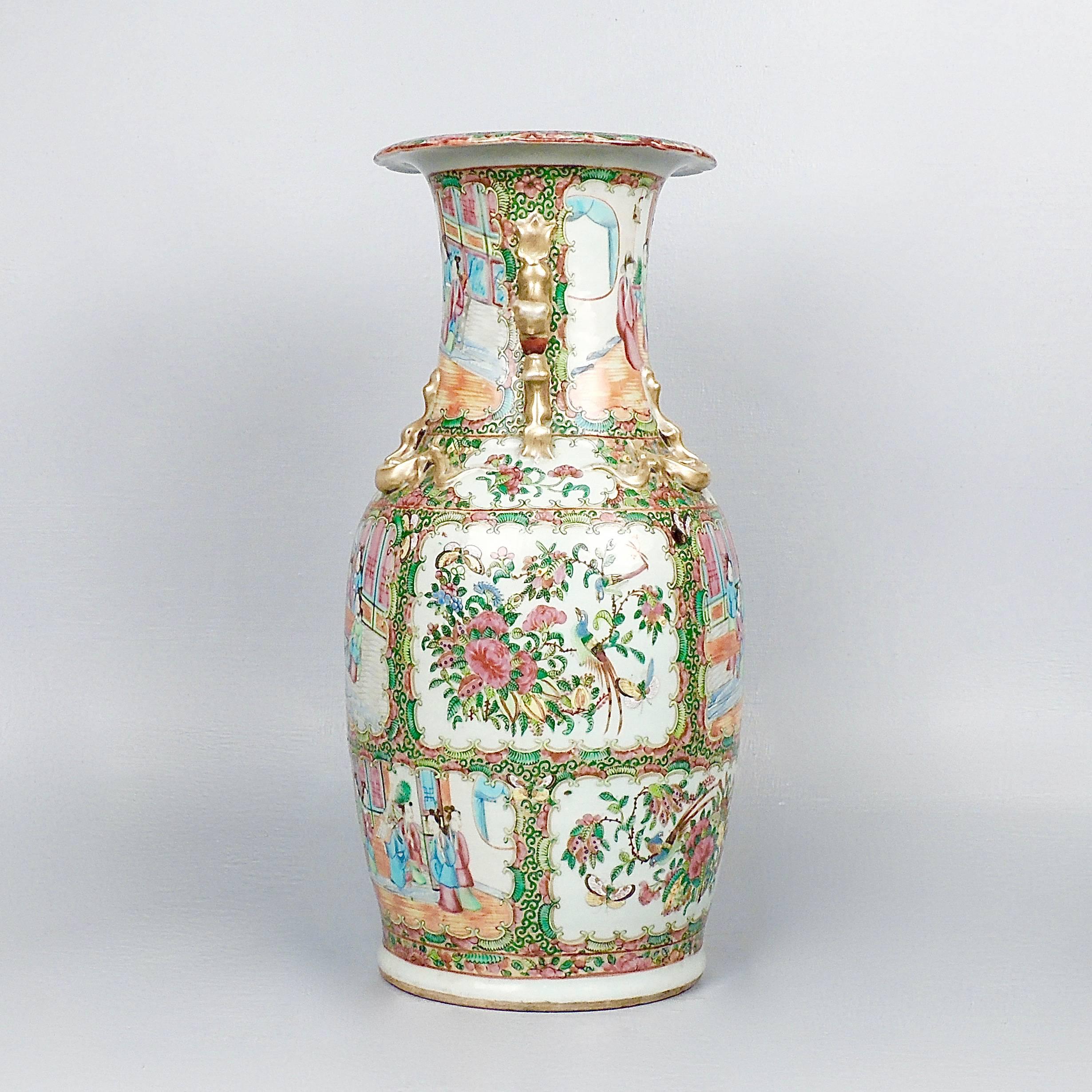 Enameled Large 19th Century Chinese Rose Medallion Pattern Porcelain Vase