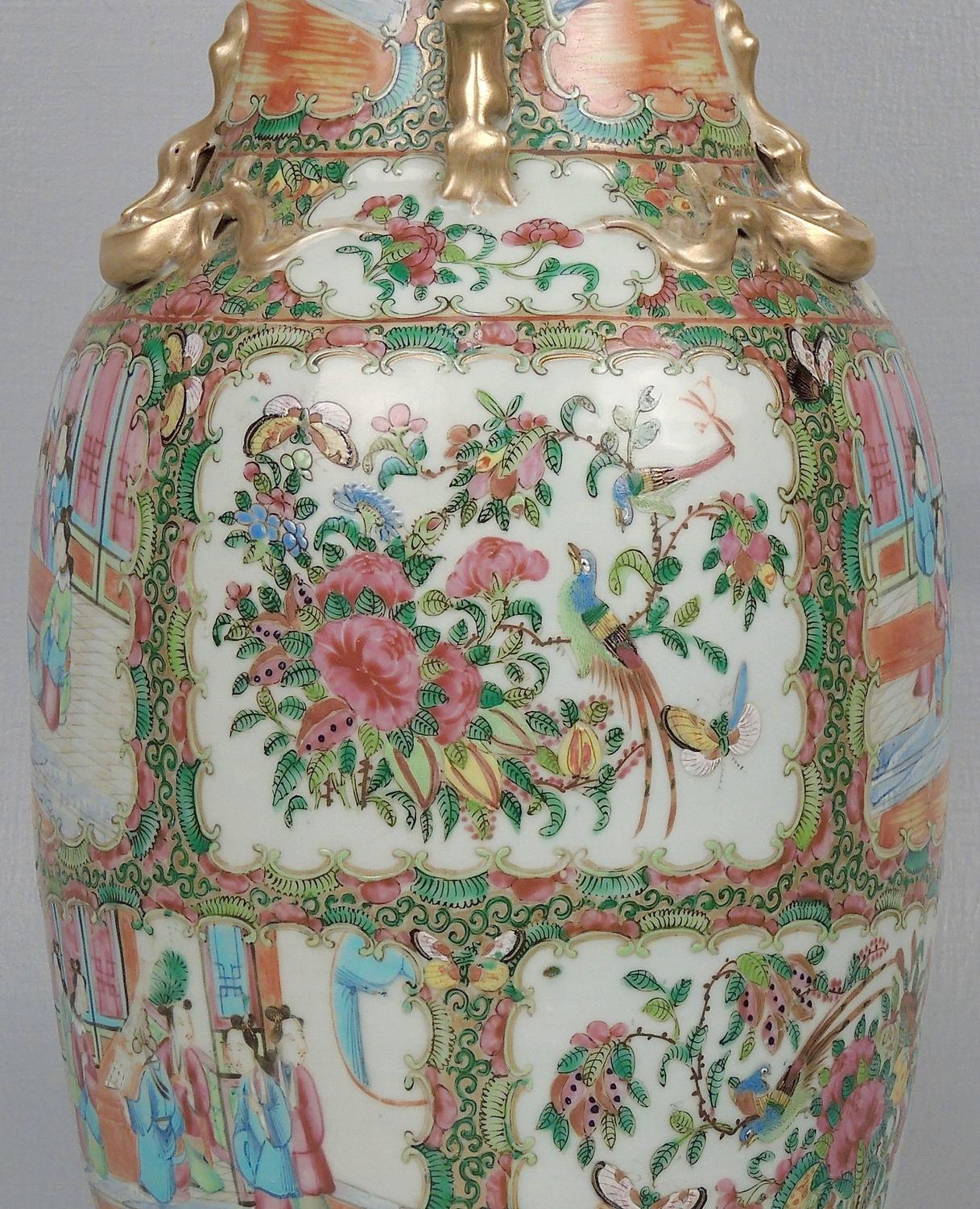Large 19th Century Chinese Rose Medallion Pattern Porcelain Vase For