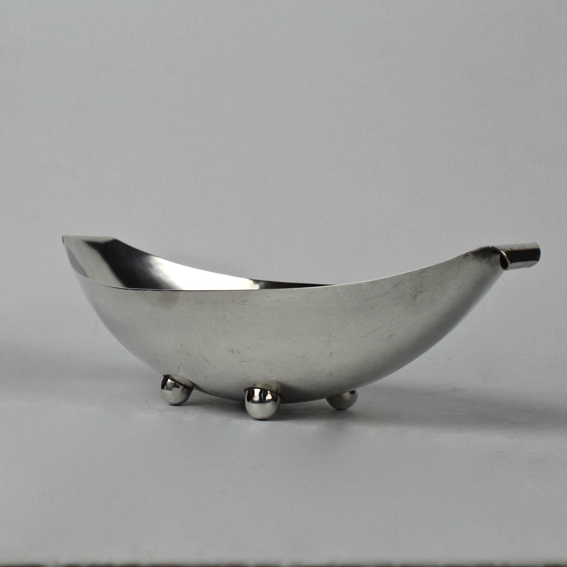 American Handmade Modernist Sterling Silver Elongated Bowl by Alfredo Sciarrotta 