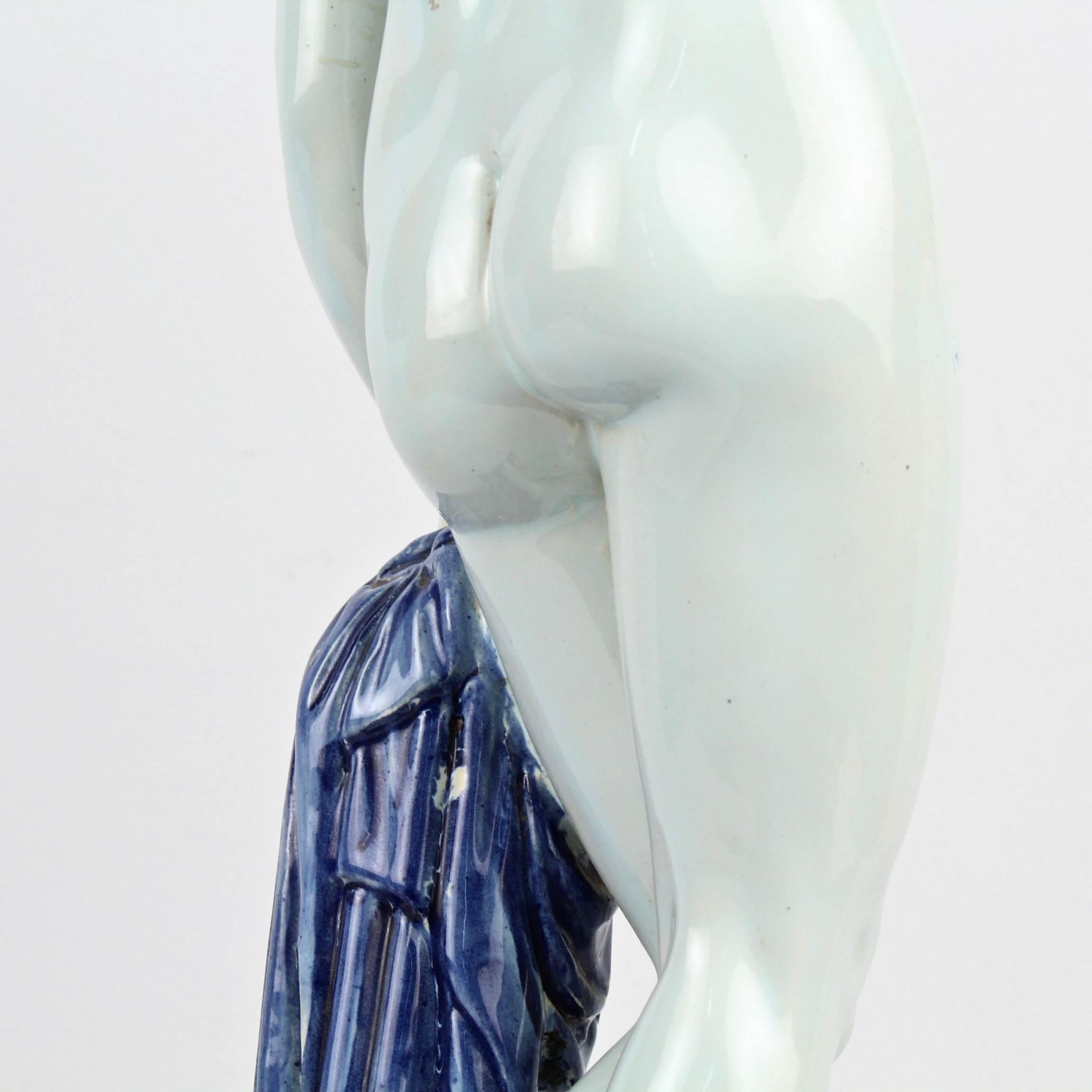 Large 19th Century Samsom et Cie Faience Figurine of Venus and the Golden Apple In Good Condition For Sale In Philadelphia, PA