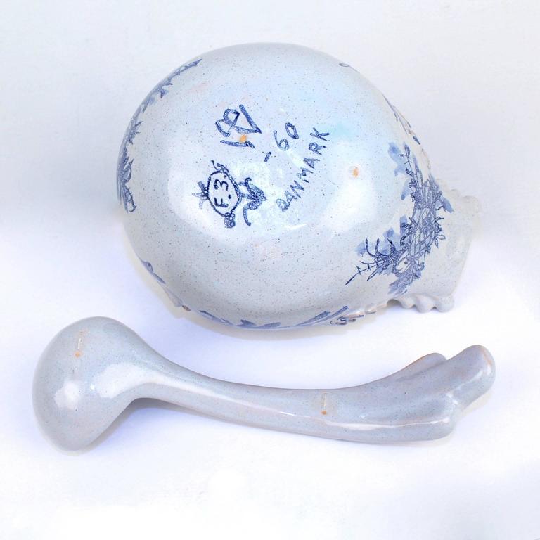 Bjorn Wiinblad Studio Pottery Figural Bird Bowl & Serving Spoon Set, 1960 For Sale 3