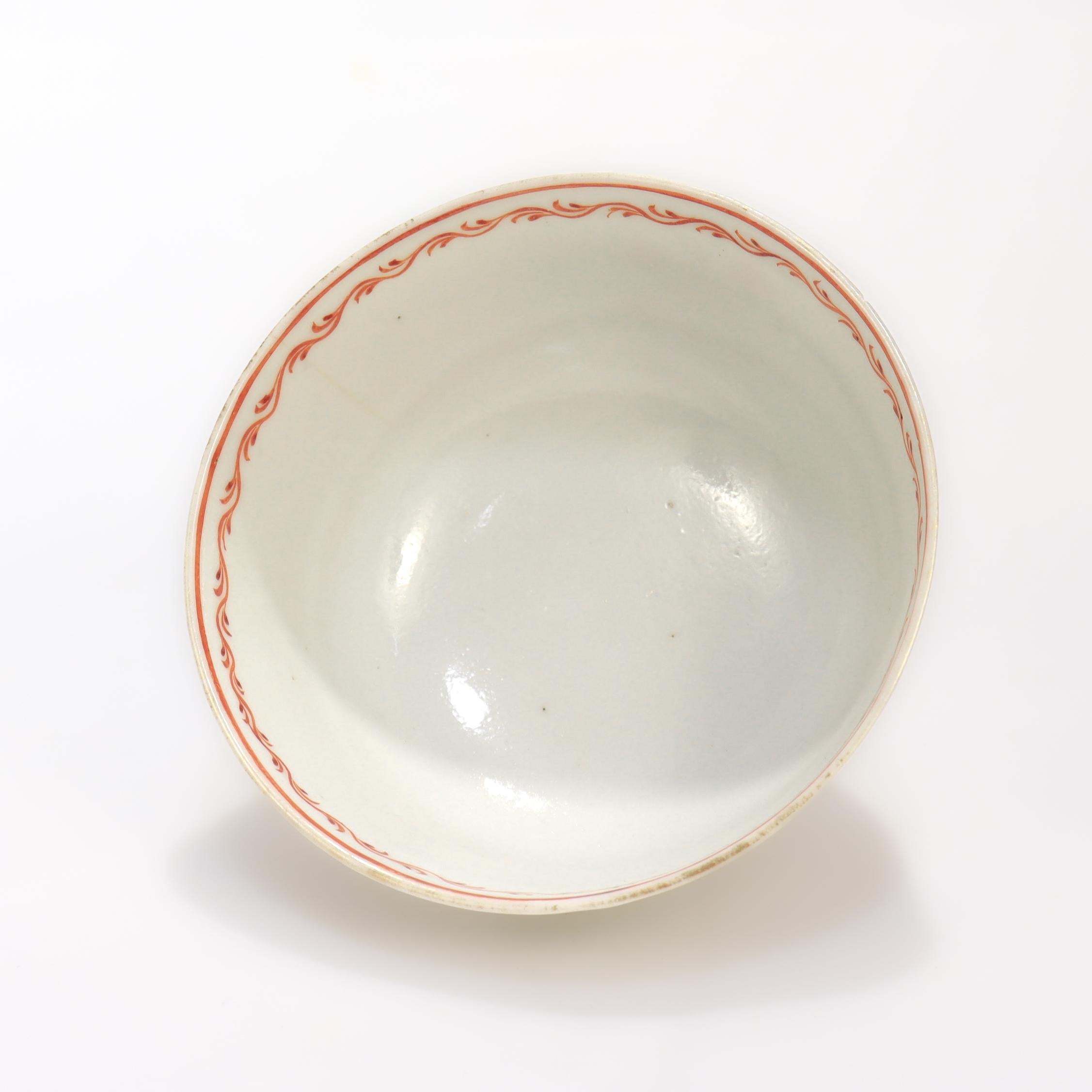 Ancienne tasse à thé et soucoupe en porcelaine d'exportation chinoise du 18e siècle en vente 7