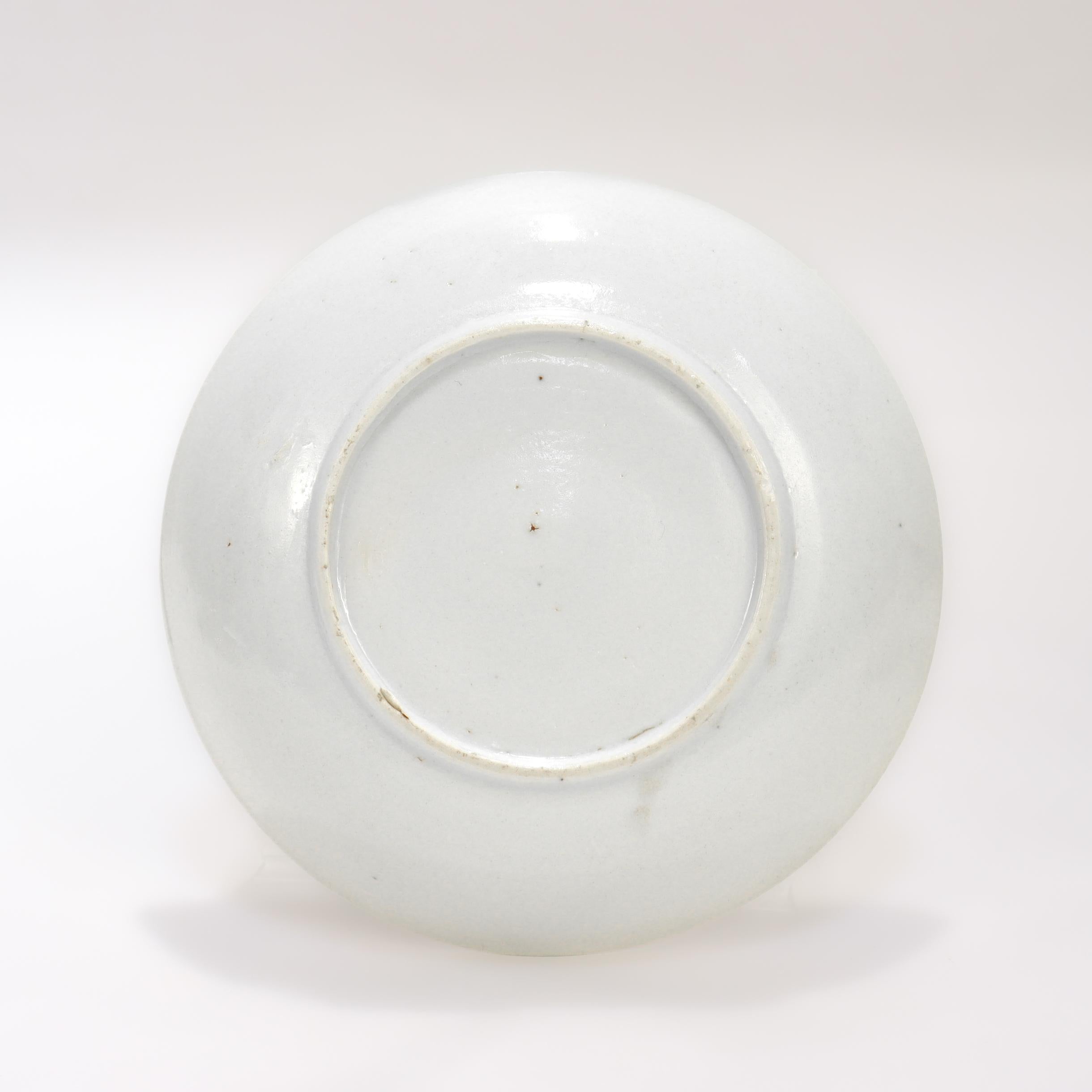 Ancienne tasse à thé et soucoupe en porcelaine d'exportation chinoise du 18e siècle en vente 9