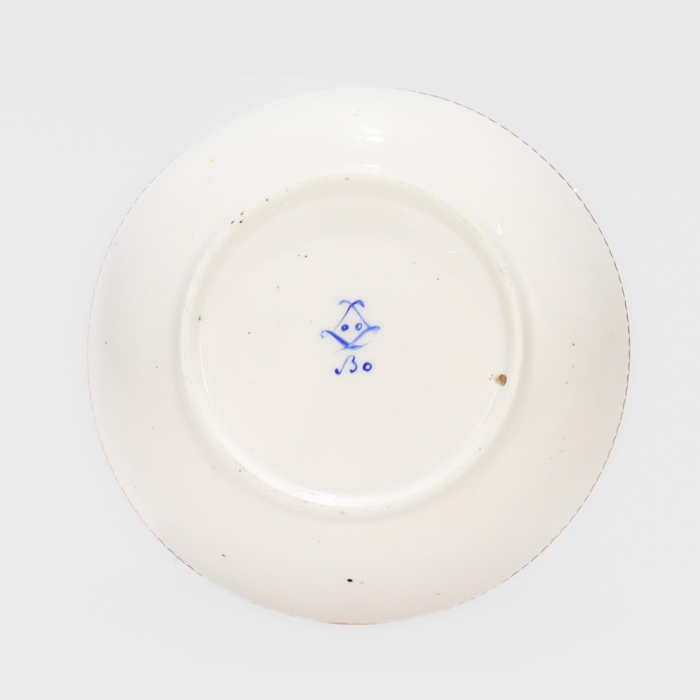 Ancienne tasse et soucoupe en porcelaine de Sèvres signée du 18e siècle avec fleur de bleuet en vente 8