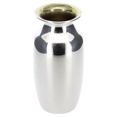 Tiffany & Co. Vaso da armadio di piccole dimensioni in argento sterling con interno dorato